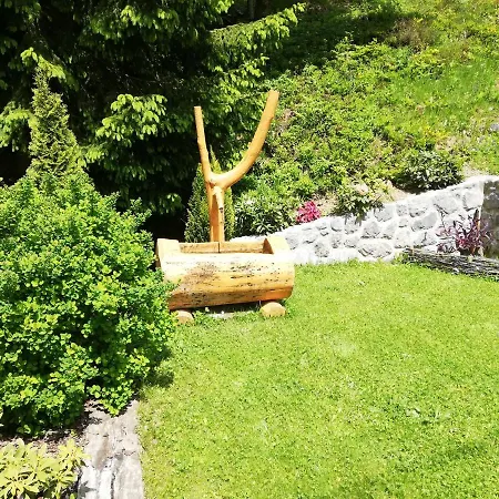 Forest Peace, Lavrovec Tatil Evi