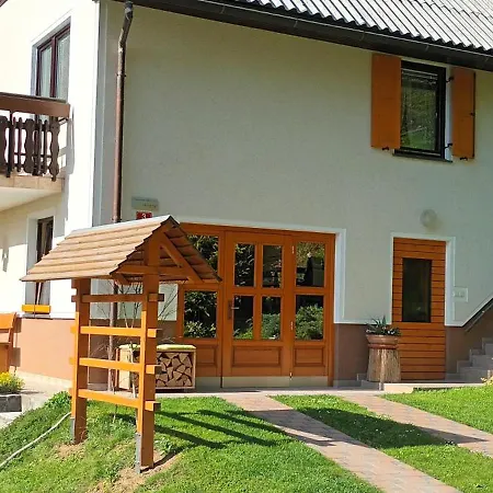 Forest Peace, Lavrovec *