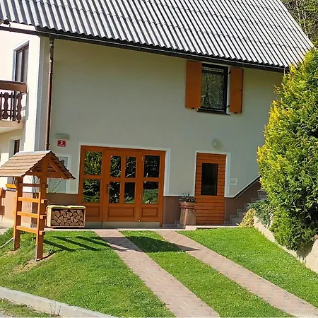 Forest Peace, Lavrovec Hlevni Vrh