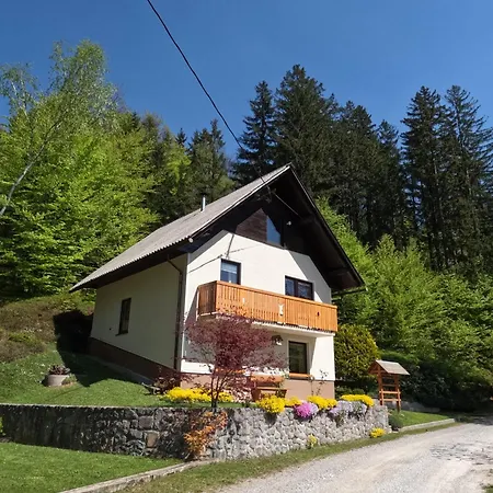 Tatil Evi Forest Peace, Lavrovec *