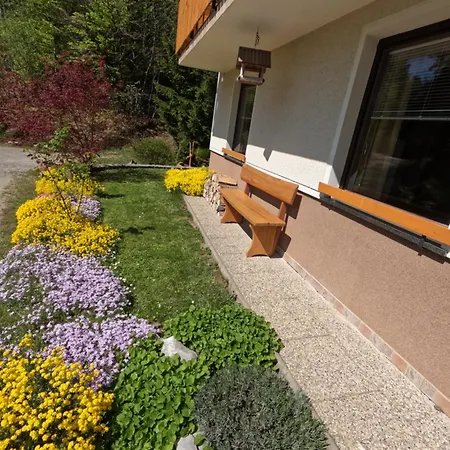 Forest Peace, Lavrovec Vakantiehuis Hlevni Vrh