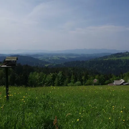 Tatil Evi Forest Peace, Lavrovec