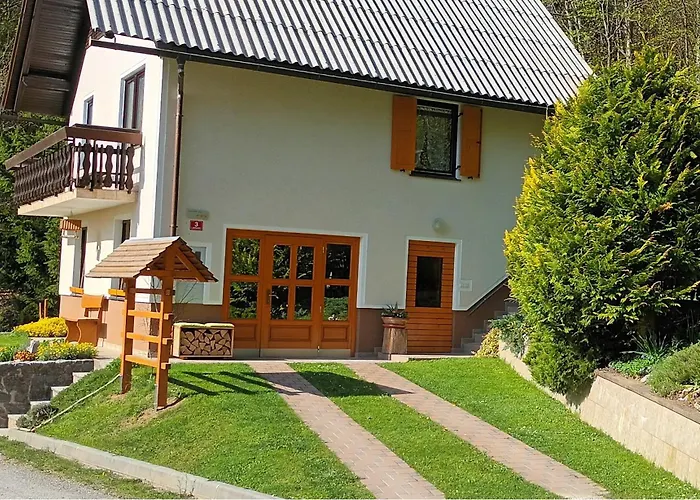 Forest Peace, Lavrovec Hlevni Vrh