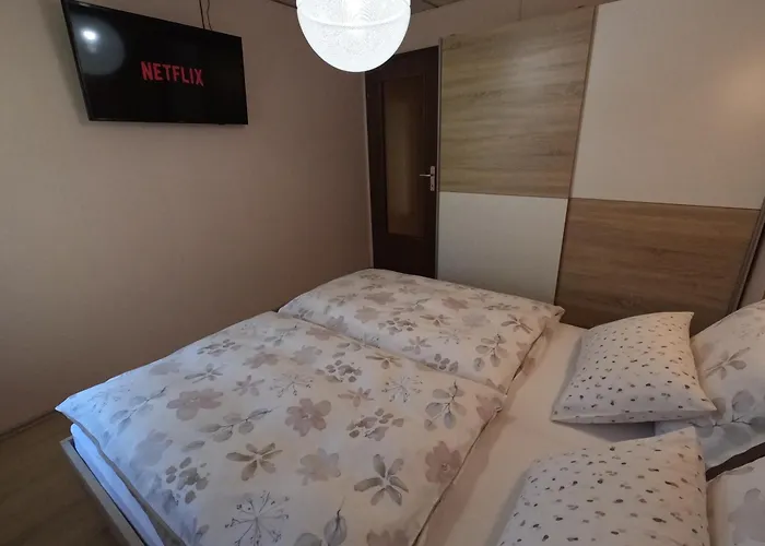 別荘 Forest Peace, Lavrovec Hlevni Vrh